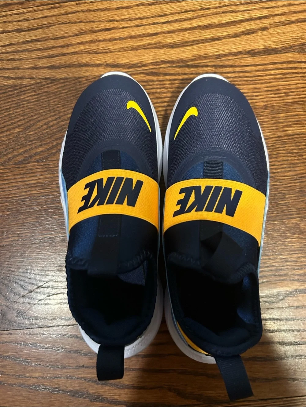 Nike Navy & Yellow Boys Slip-On Sneakers